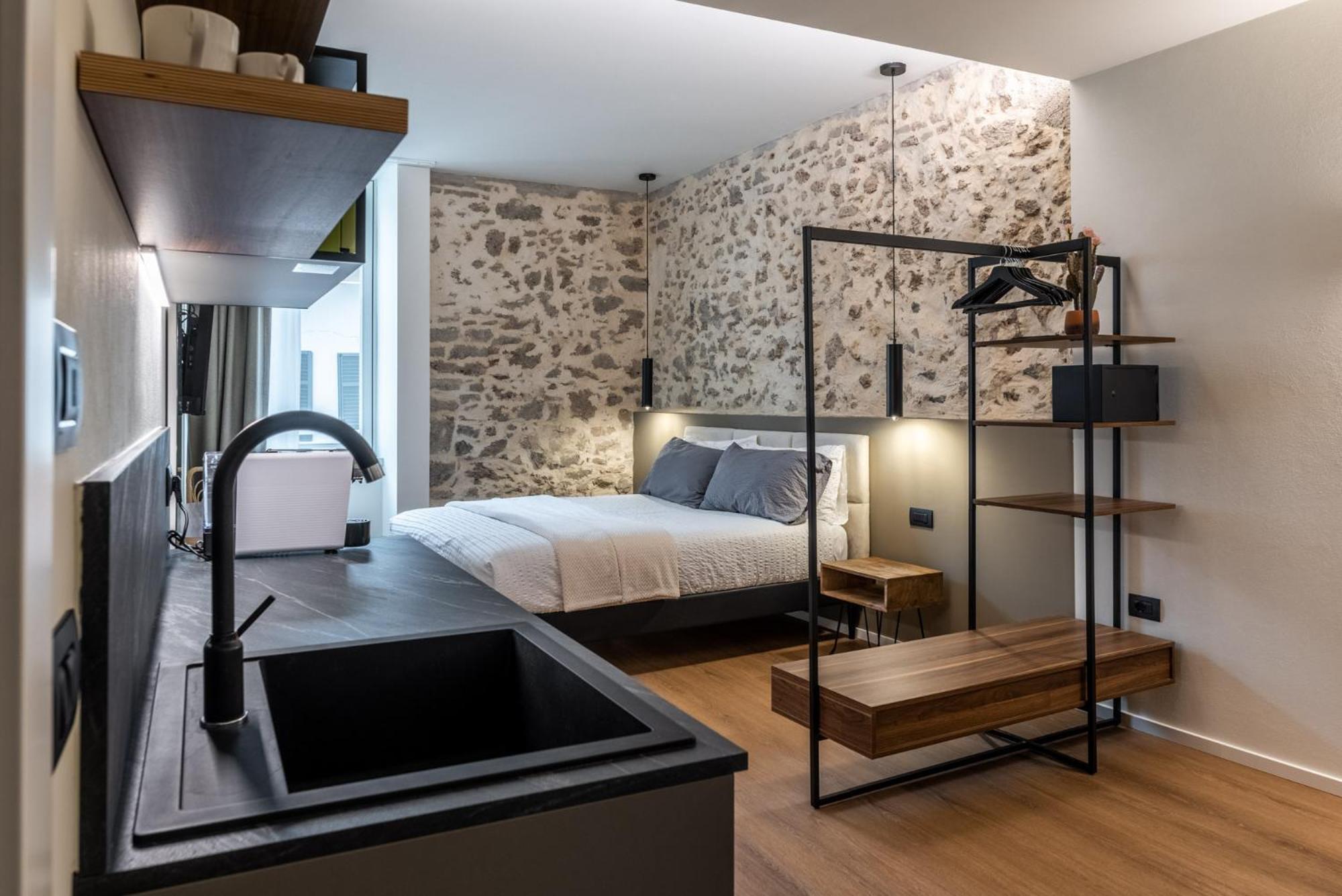 The Place - Only Self Check-In - No Reception Trento Bagian luar foto