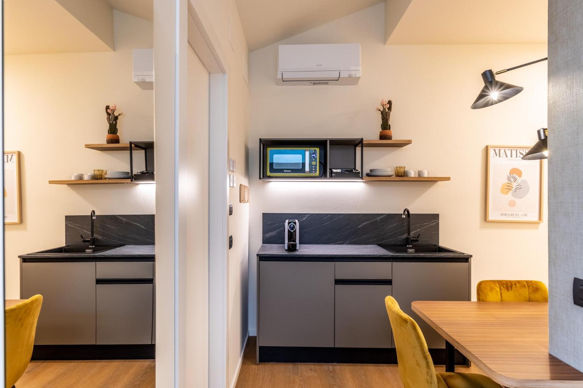 The Place - Only Self Check-In - No Reception Trento Bagian luar foto
